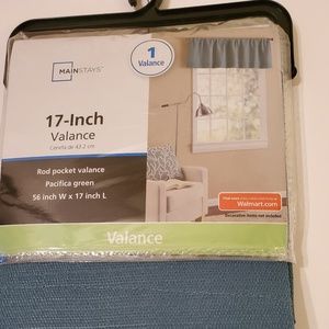 NWT Mainstays 17 inch 100% Polyester Valance